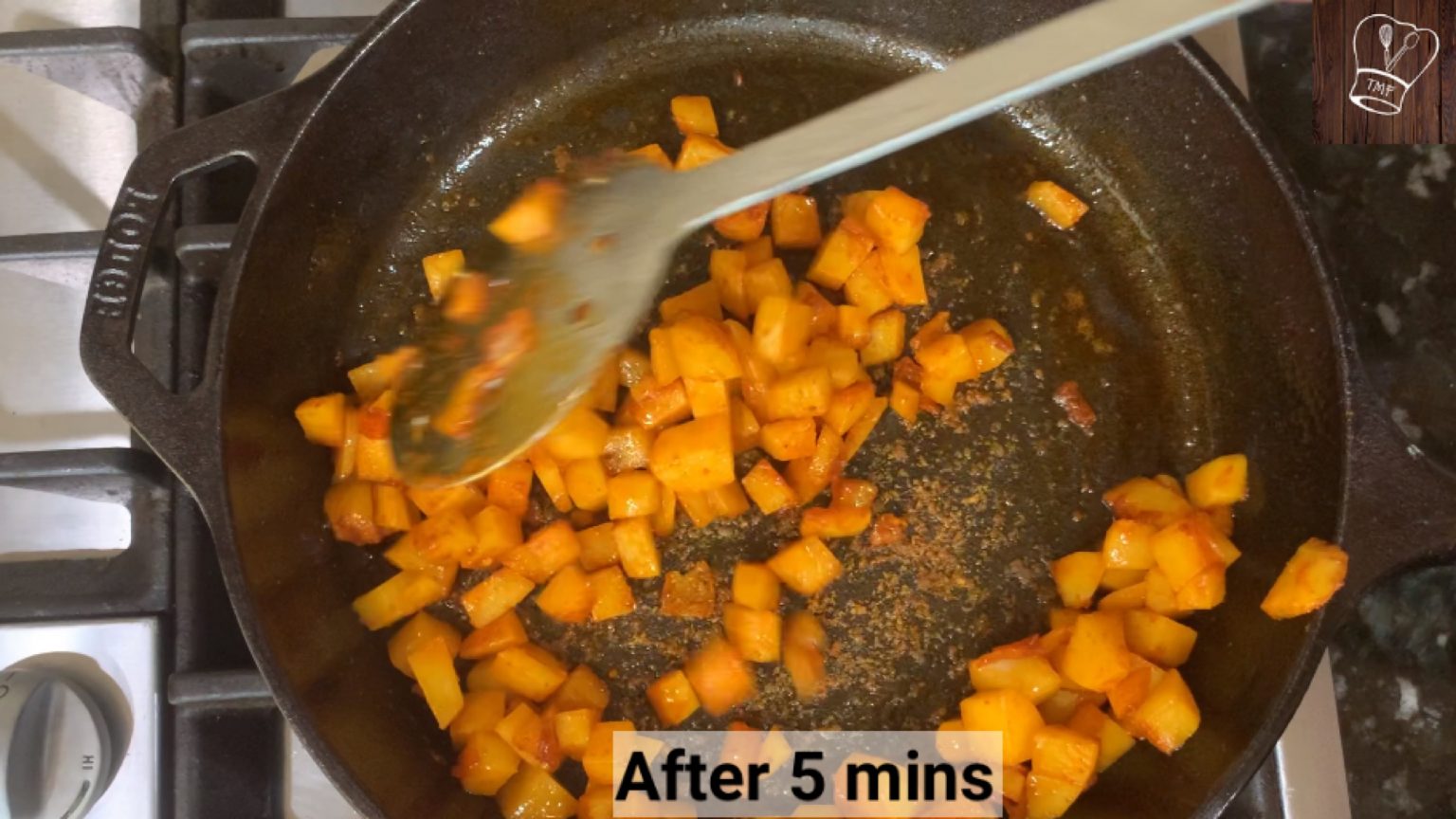Urulaikizhangu kara curry | Potato podi curry - Traditionally Modern Food