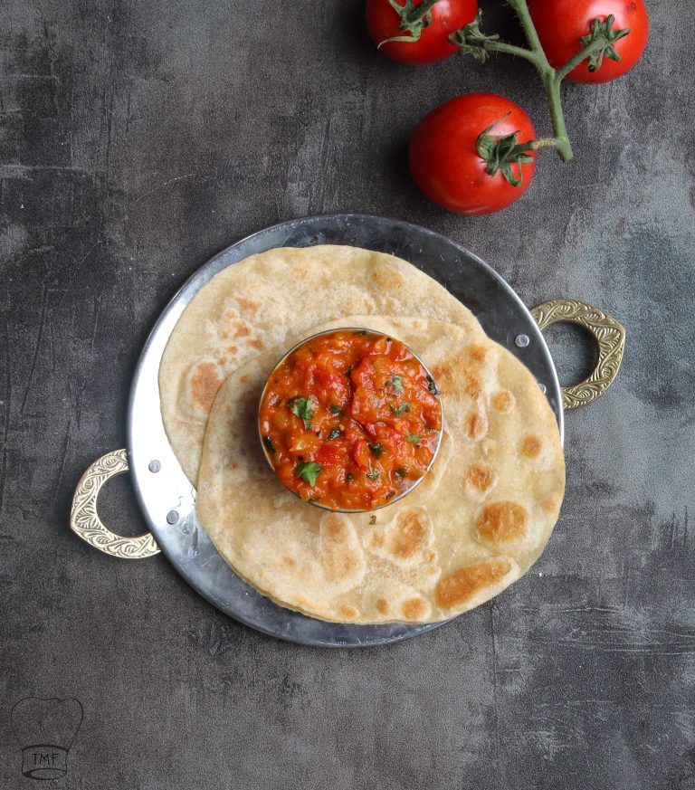 Thakkali Vengayam Thokku - pressure cooker