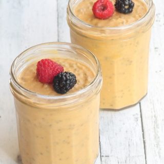 Mango chia pudding