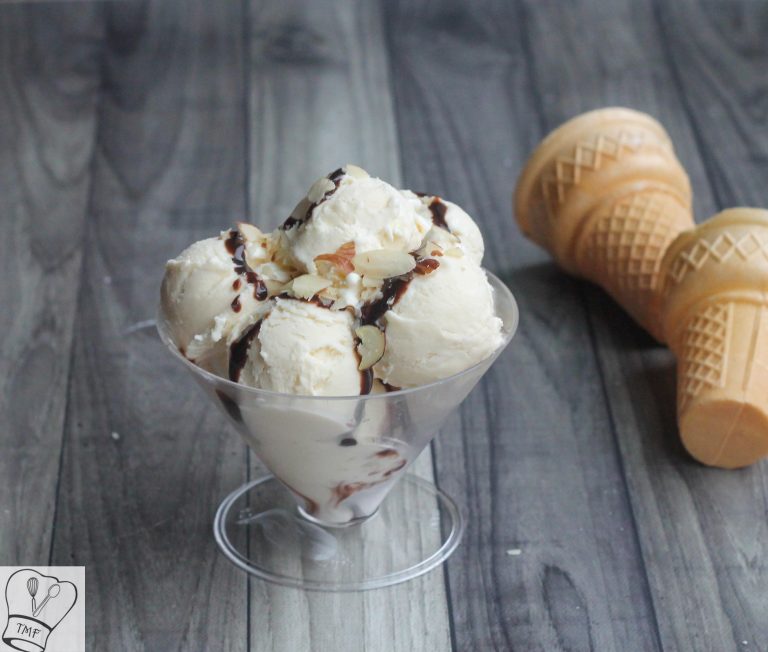 Vanilla Ice Cream - 3 Ingredients | Eggless