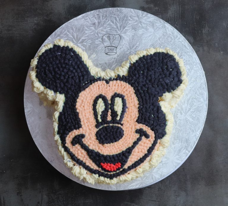 Mickey mouse cake- without Mickey cake pan