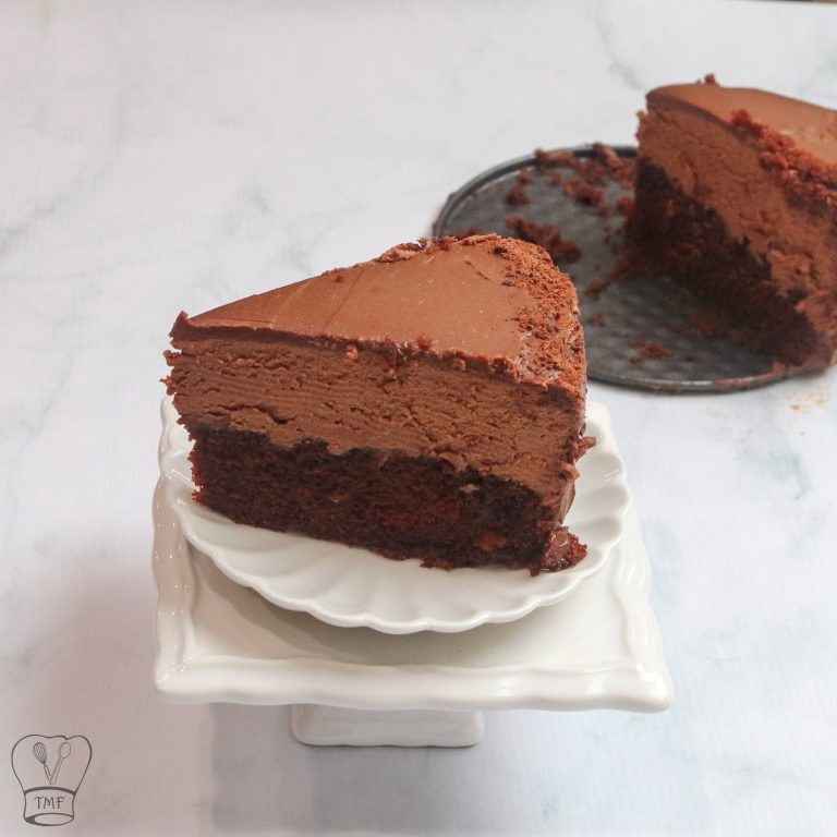 Eggless Chocolate mousse cake - without eggs / gelatin