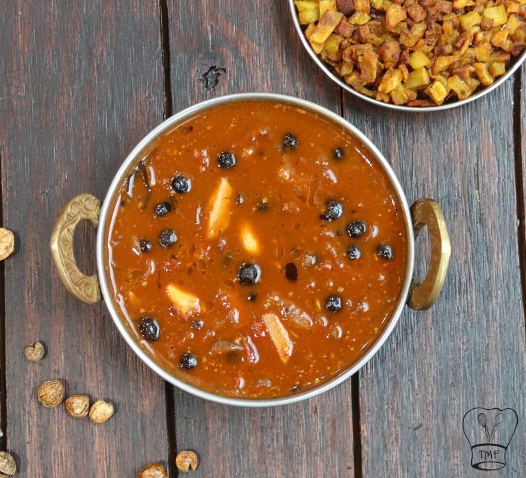 Sundakkai vatha kuzhambu | Arachuvitta Vathal kulambu