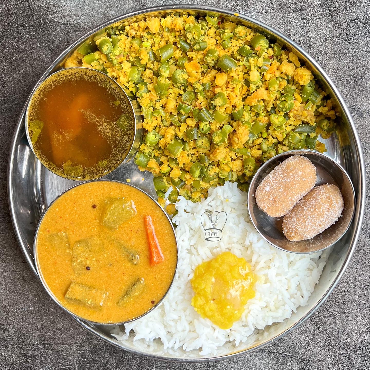 South Indian Lunch Combo Kuzhambu Rasam Usili Pe Traditionally 