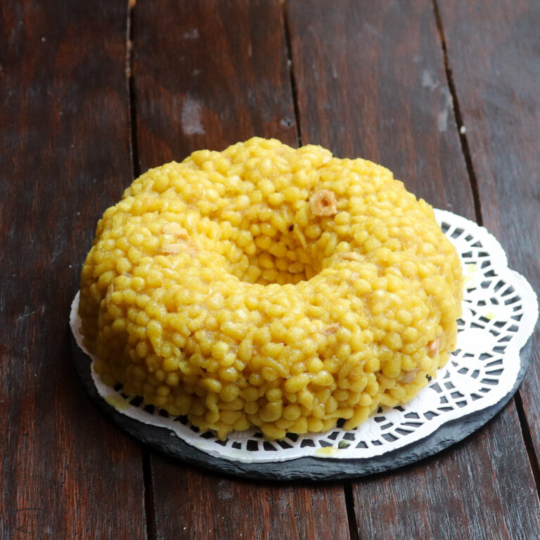 Laddu cake | Eggless Ladoo cake