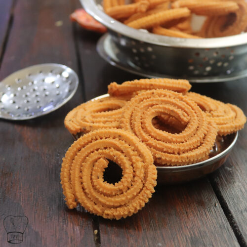 Besan chakli | Kadala maavu murukku - Traditionally Modern Food