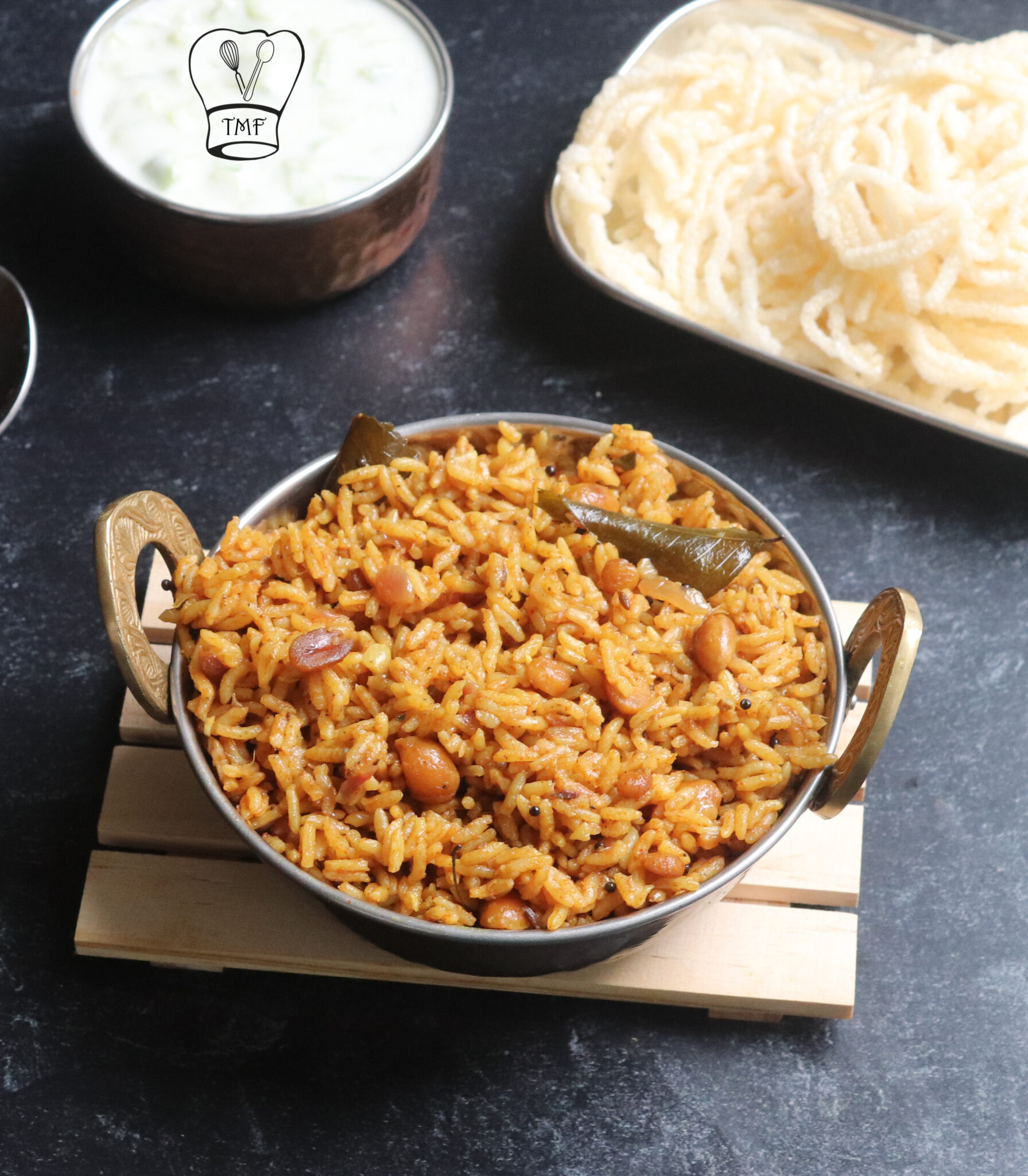 Pressure cooker Puliyodarai | One pot Tamarind rice - Traditionally ...