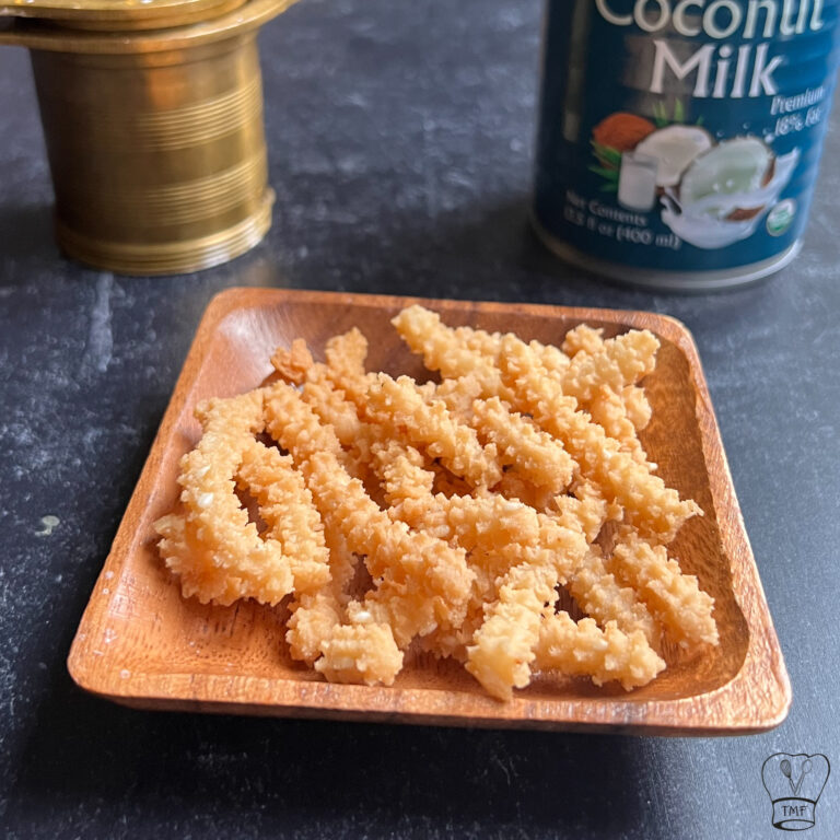 Thengai paal murukku | Coconut milk murukku