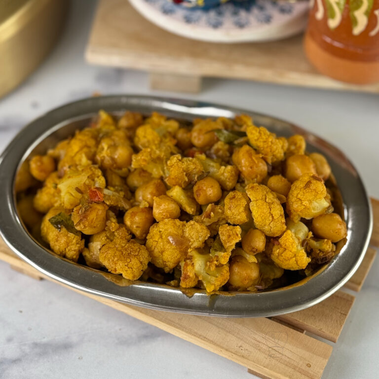 Cauliflower Chana Poriyal | Cauliflower curry